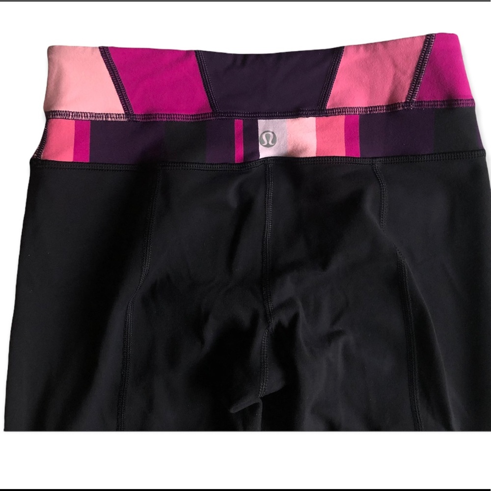 LIKE NEW LULULEMON Skinny Groove Leggings